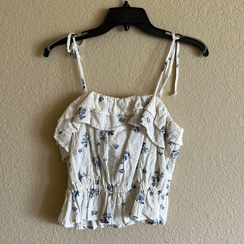 American Eagle New with Tags Blue and White Summer Top!
